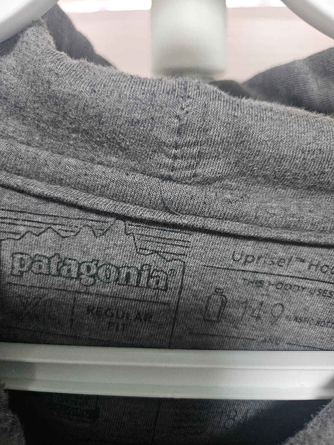 파타고니아 회색 후드티 상품이미지3