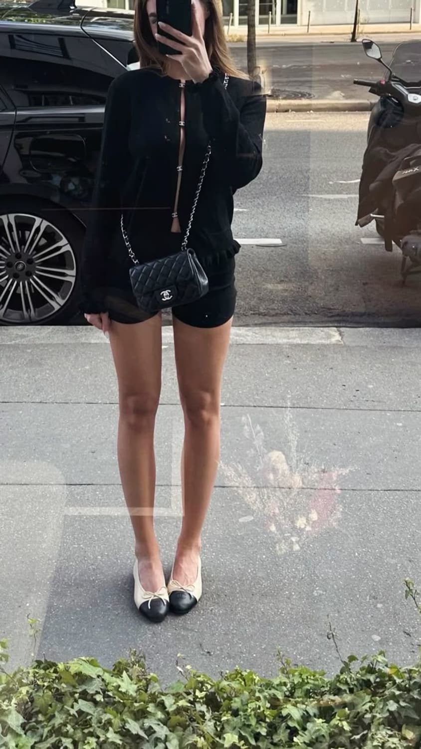 정품 샤넬 쁘띠삭 클래식 블랙 은장 상품이미지9