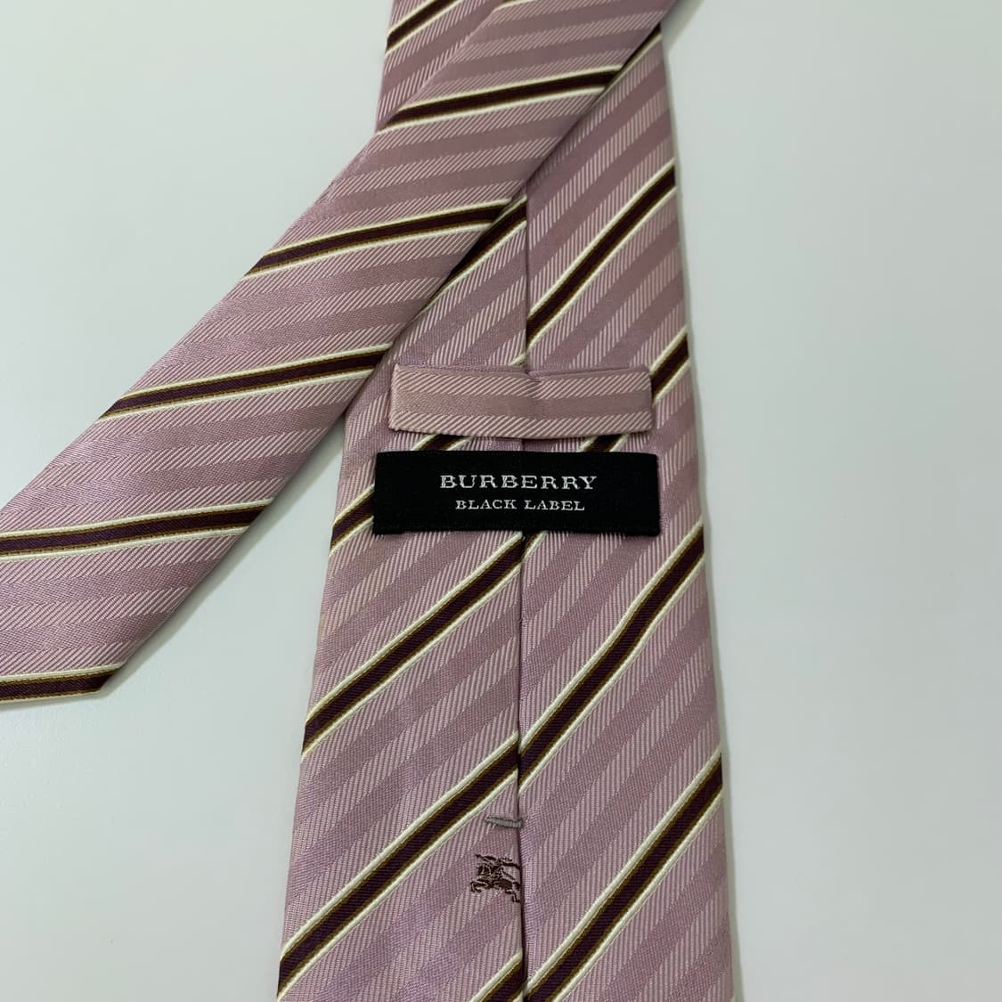 버버리(BURBERRY) 스트라이프 넥타이 명품 B+등급 상품이미지3