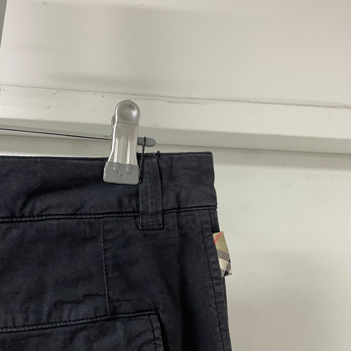 버버리 카고 팬츠 네이비 6(W) 상품이미지5