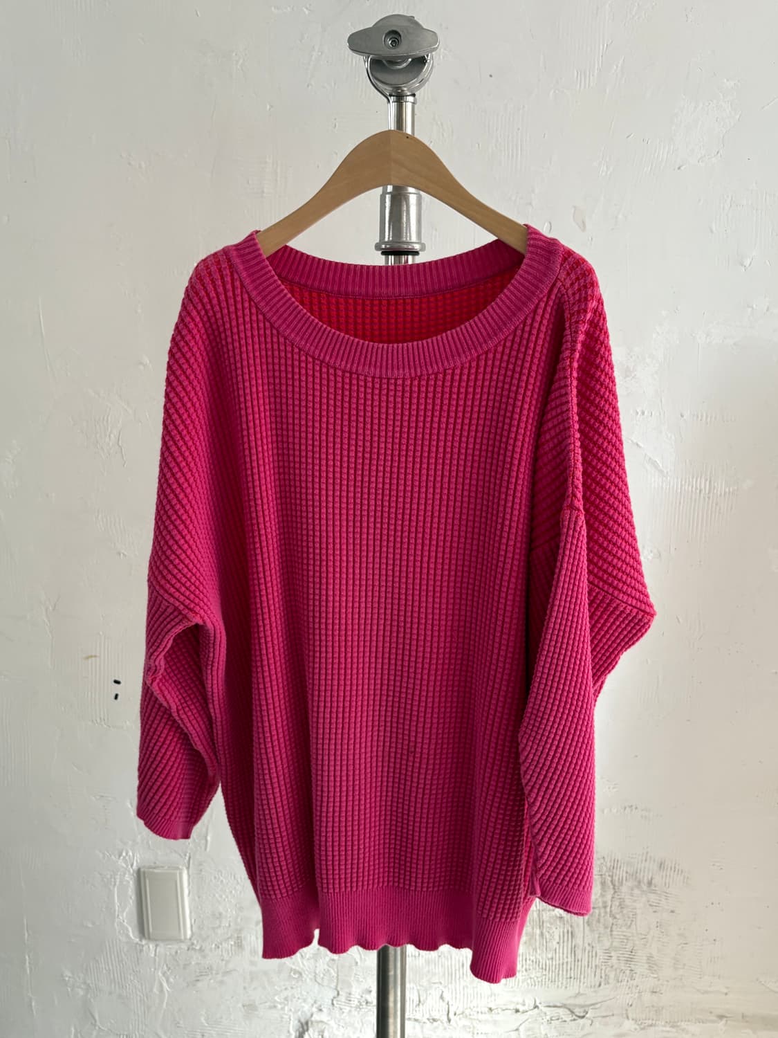 Issey Miyake 이세이미야케 딥 핑크 와플 니트 상품이미지1