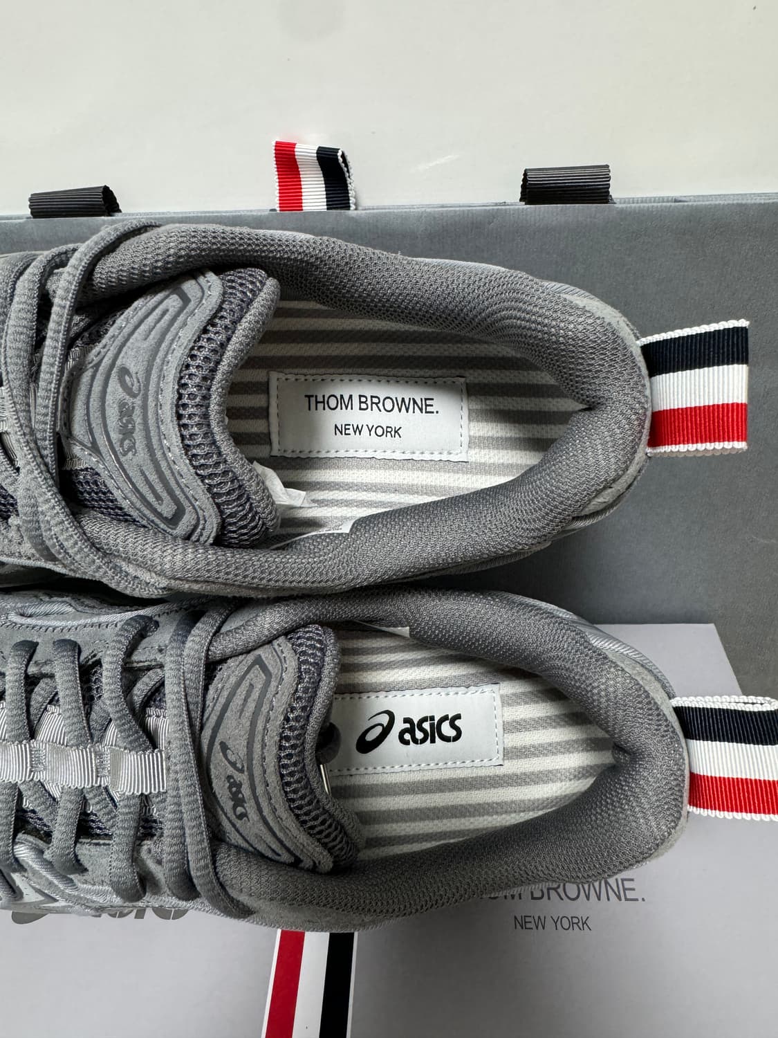 톰브라운 아식스 젤카야노14 그레이 250 상품이미지5