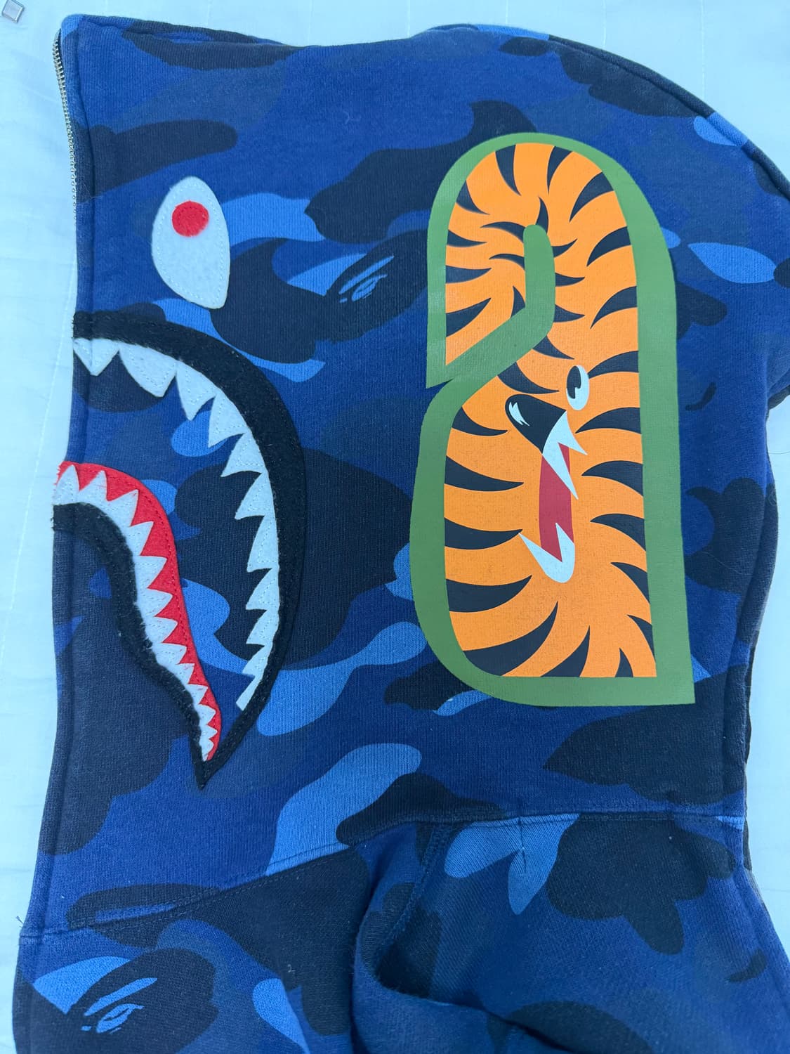 베이프 컬러 카모 세퍼레이트 샤크 풀 집 후드 블랙 네이비 상품이미지5