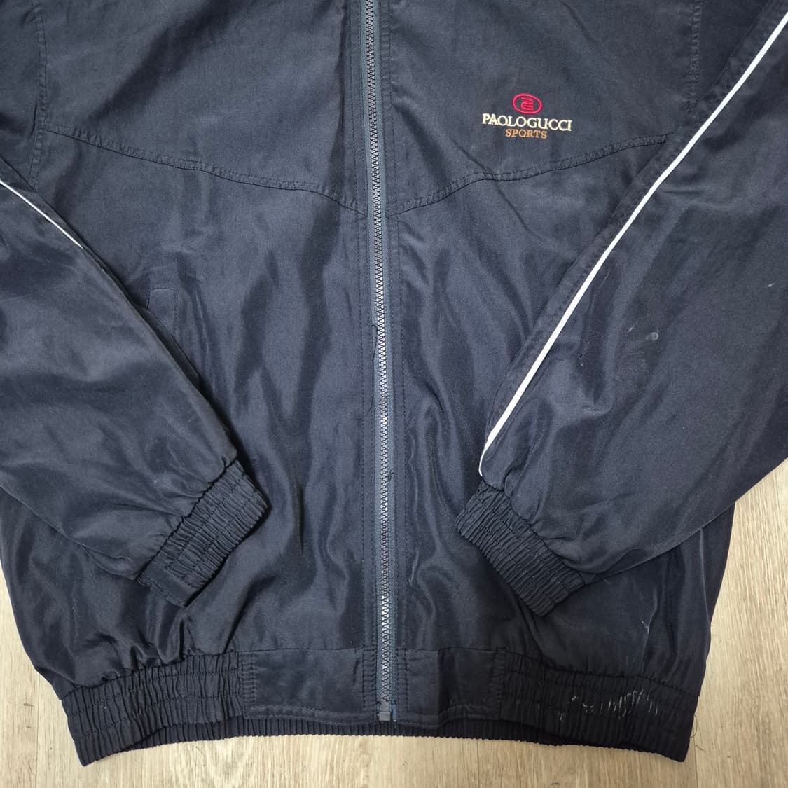 파올로구찌 프리미엄 자수로고 바람막이 자켓 상품이미지3