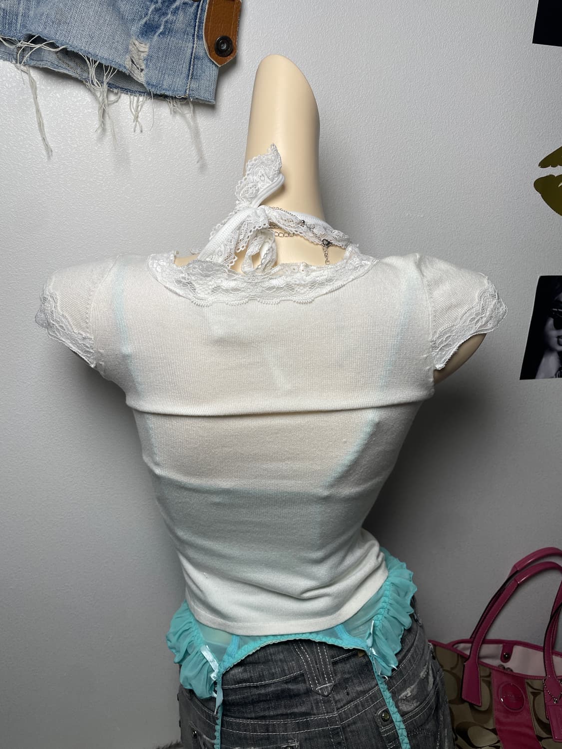 화이트 레이스 큐빅 반팔티 탑 상품이미지4