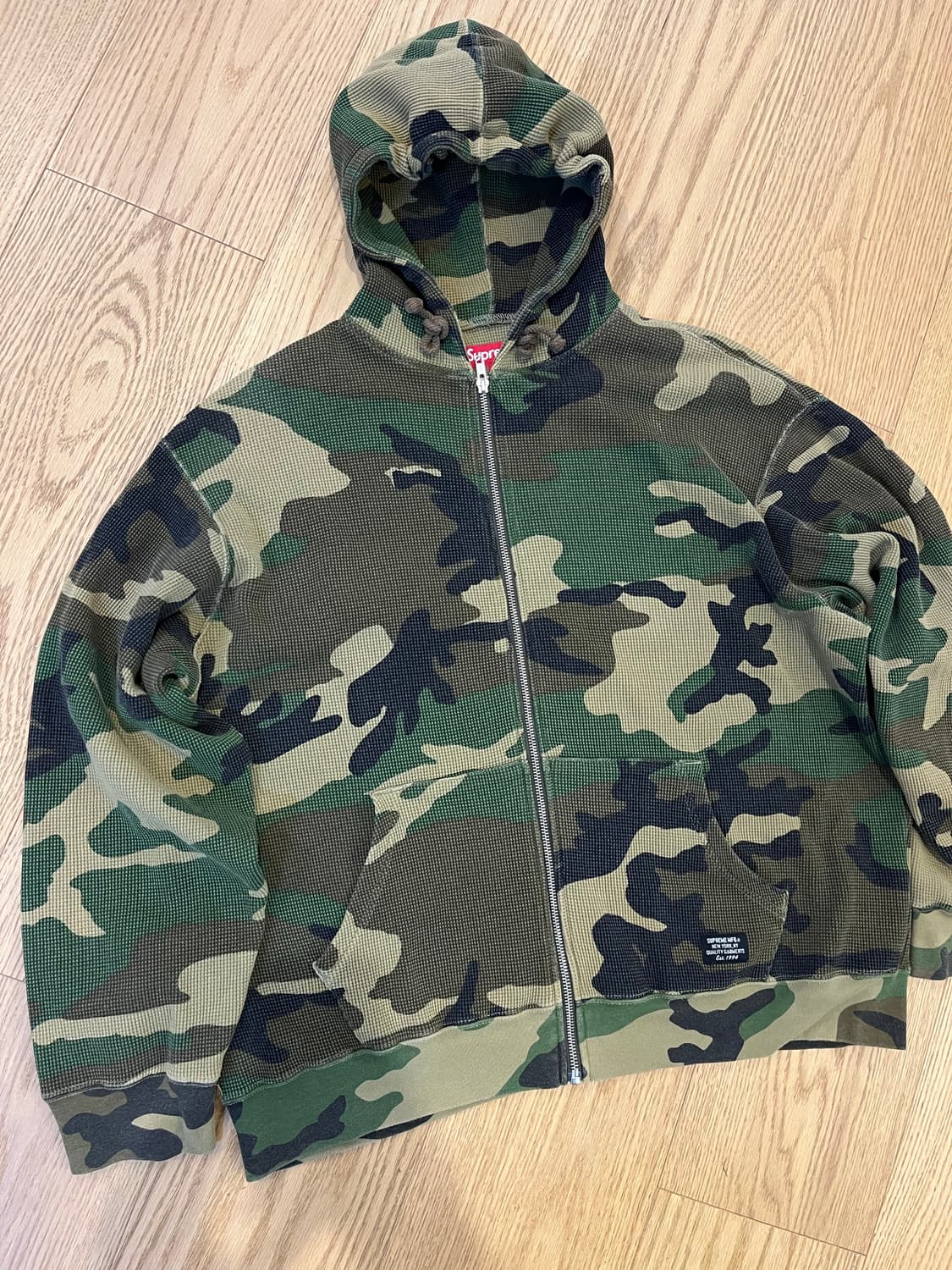 슈프림 써멀 후드 짚업 우드랜드 상품이미지1