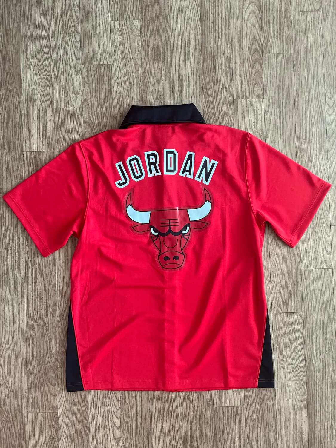 미첼앤네스 NBA어센틱 슈팅 셔츠 시카고 불스 84-85 마이클 조던 상품이미지2