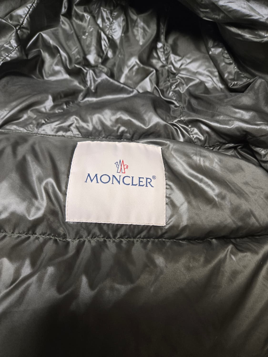 몽클레어 수엔 1사이즈 카키 상품이미지5