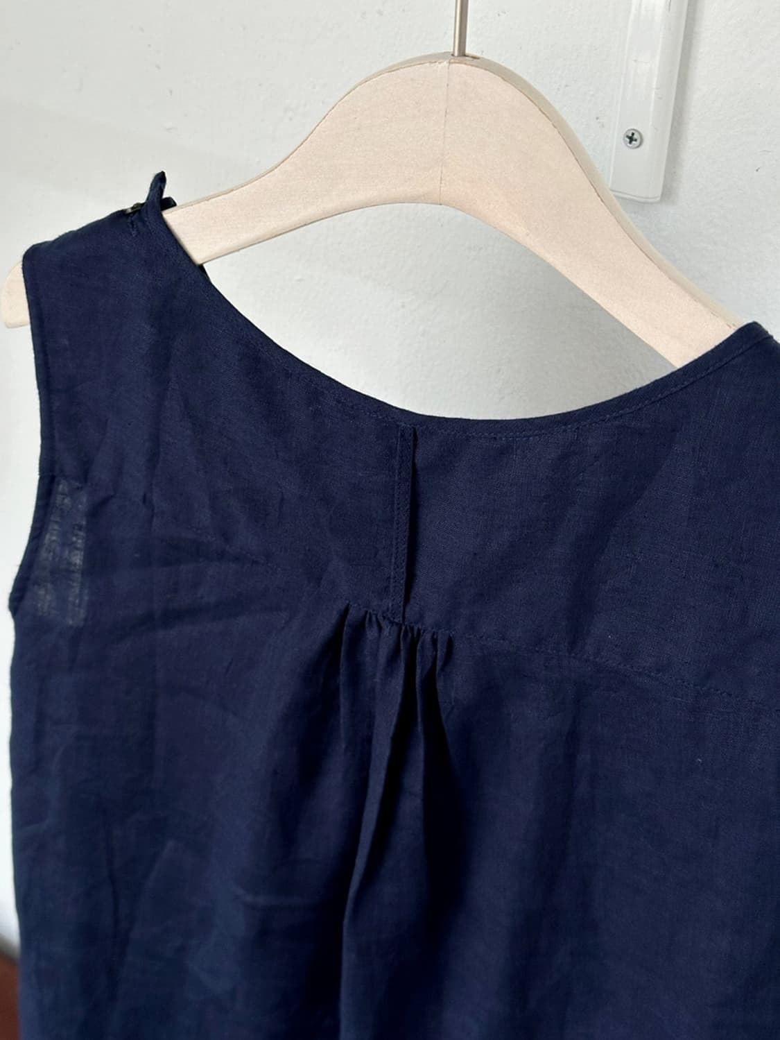 Linen shoulder point sleeveles 상품이미지5