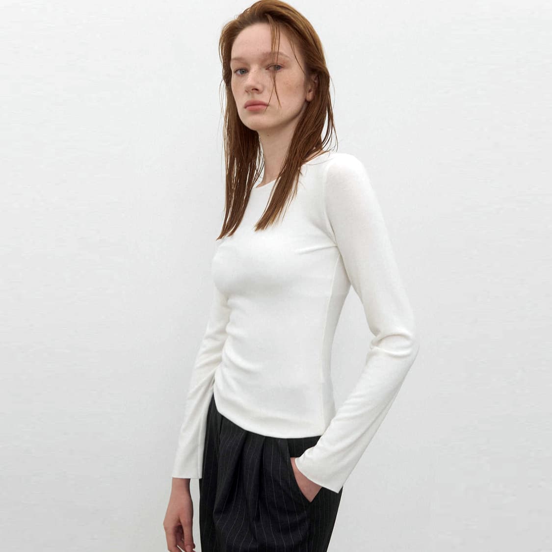 아틀리에나인(Atelier Nain) 보우트넥 티셔츠 55-66 새상품 상품이미지2