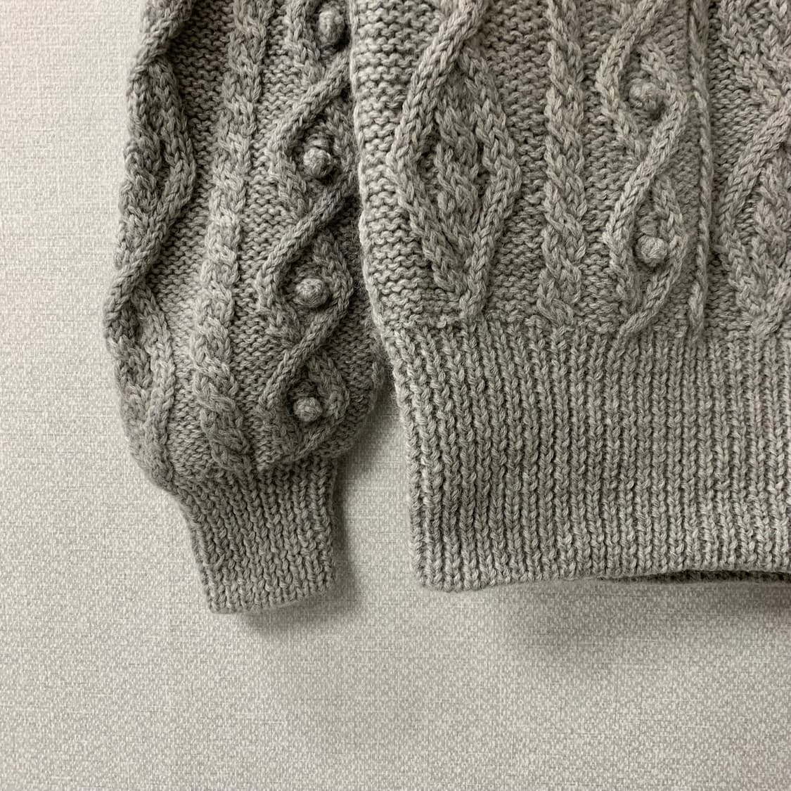 그레이 케이블 니트 상품이미지5