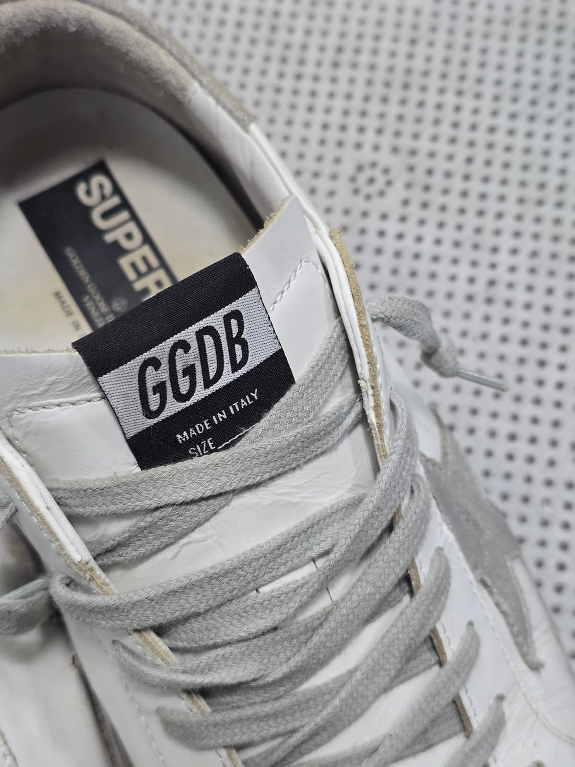 골든구스 슈퍼스타 실버탭 비브람솔 스니커즈 42 상품이미지2