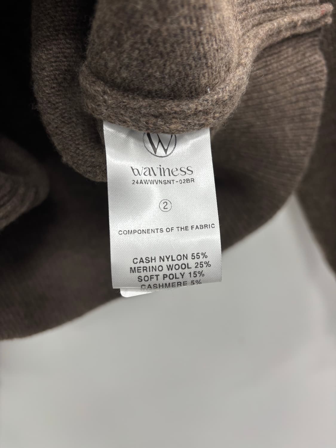 waviness 웨이비니스 케이블 브이넥 니트 상품이미지4