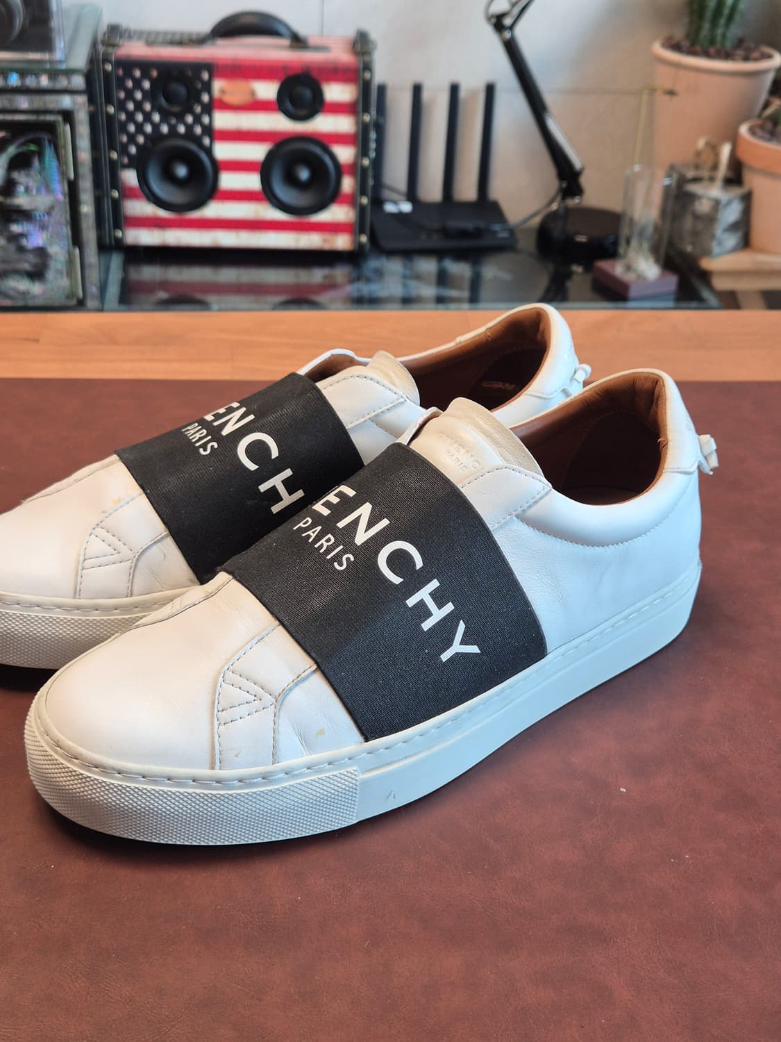 265-270(41) 지방시 스니커즈  상품이미지1