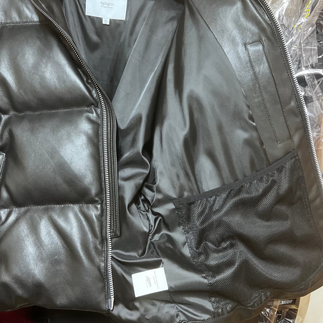 [XL] 에이징씨씨씨 비건 레더 패딩 상품이미지9