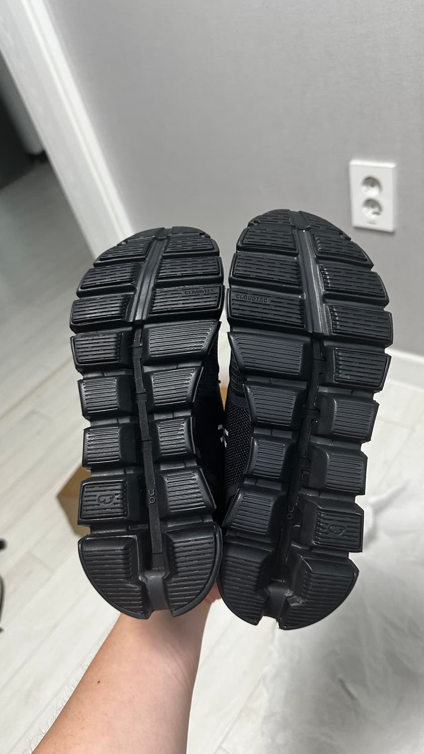 (W) On Running Cloud 5 All Black 6.5 상품이미지5