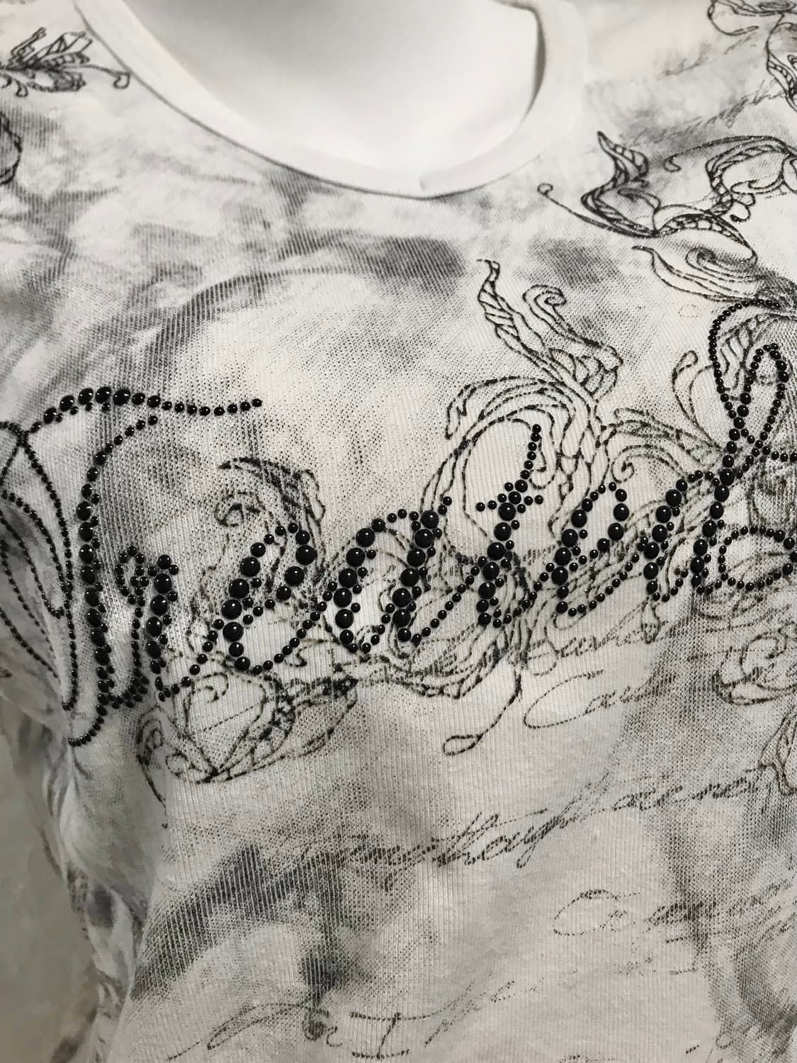 빈티지 펑크 레터링 스터드 자수 롱슬리브 탑 상품이미지6