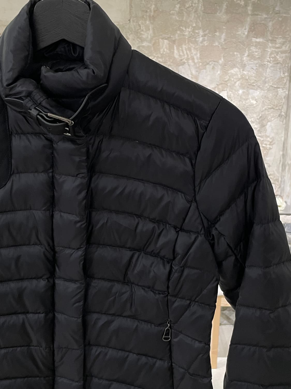 랄프 로렌 블랙 라이트 숄더 패치 덕 다운 퀼팅 자켓 상품이미지3