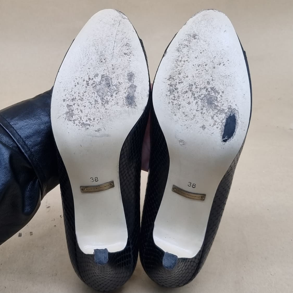 슈콤마보니 여성 펌프스힐 240 굽8 상품이미지3