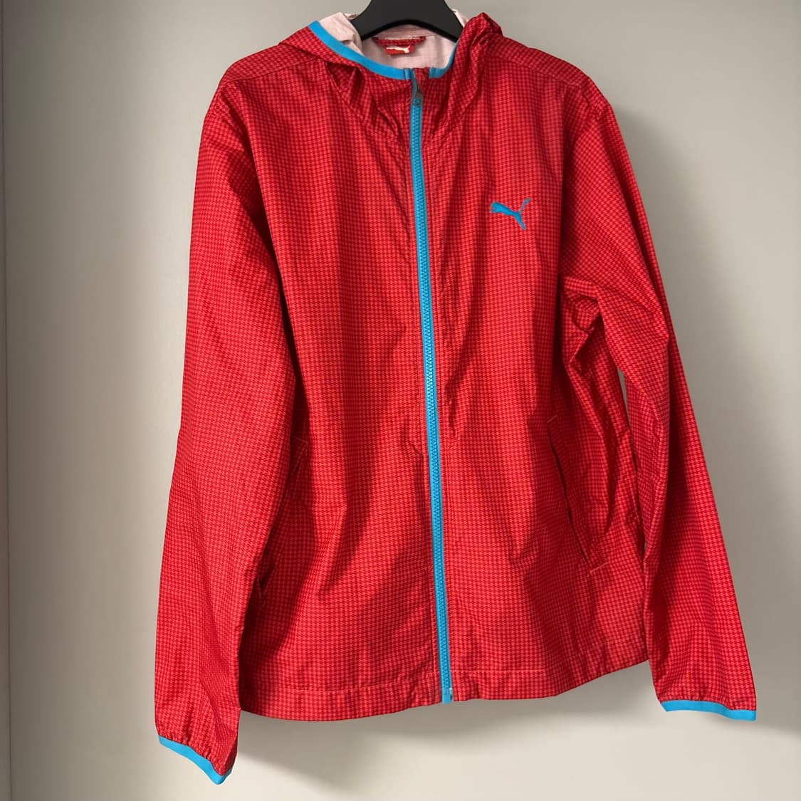 PUMA red check windbreaker S 상품이미지1