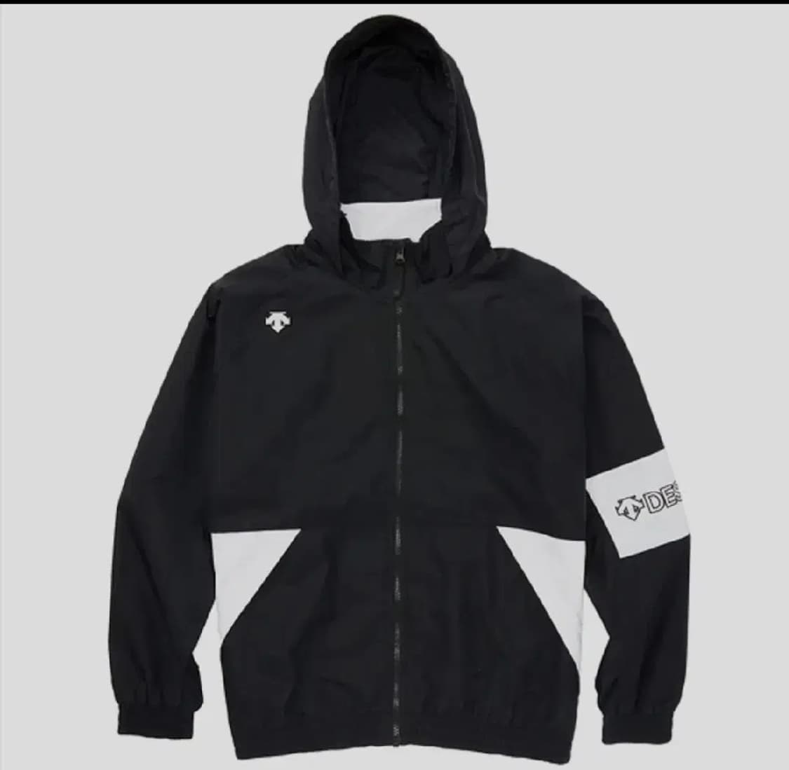 데상트 바람막이 자켓 상품이미지5