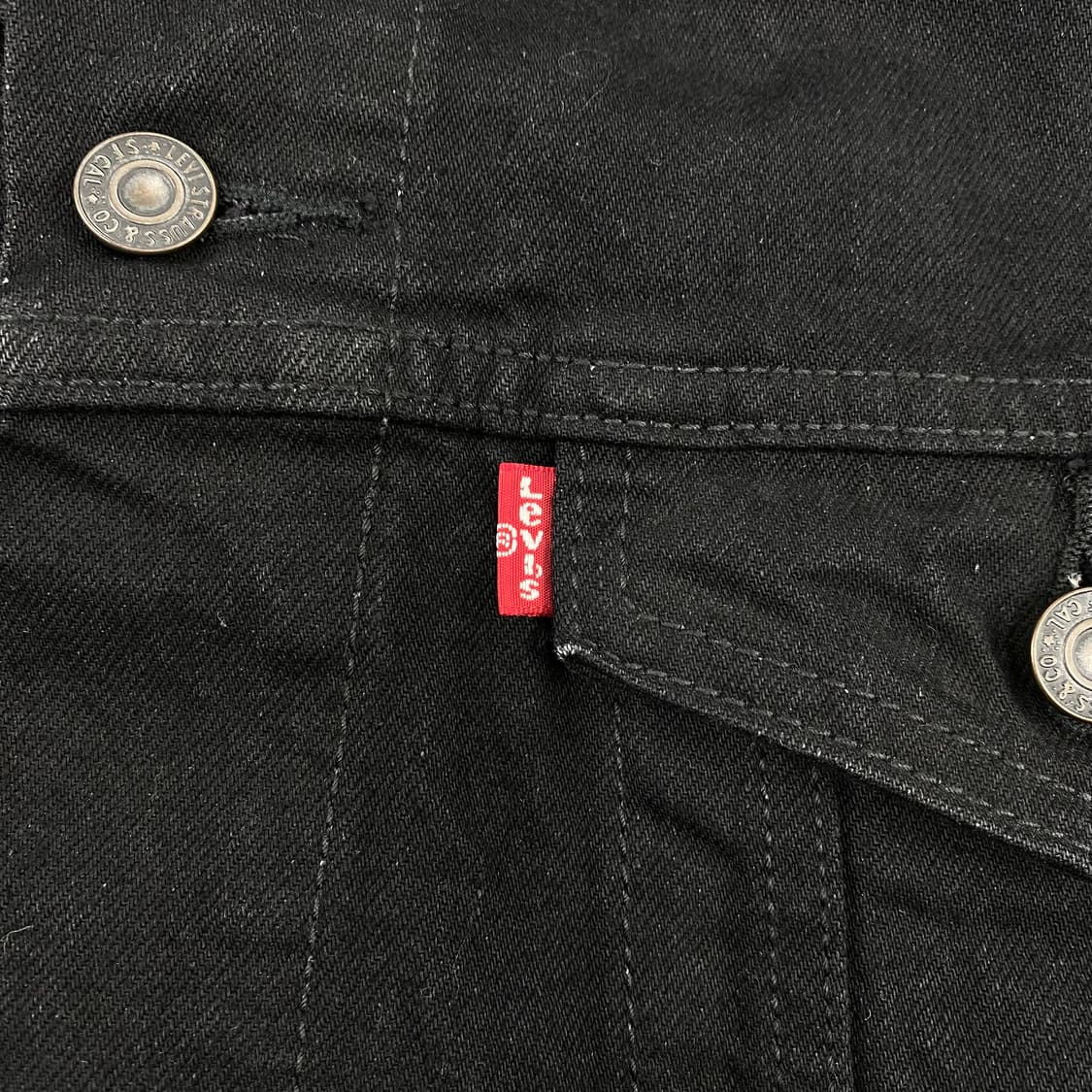 리바이스 레드 탭 흑청 데님 트러커 자켓 (105) 상품이미지5