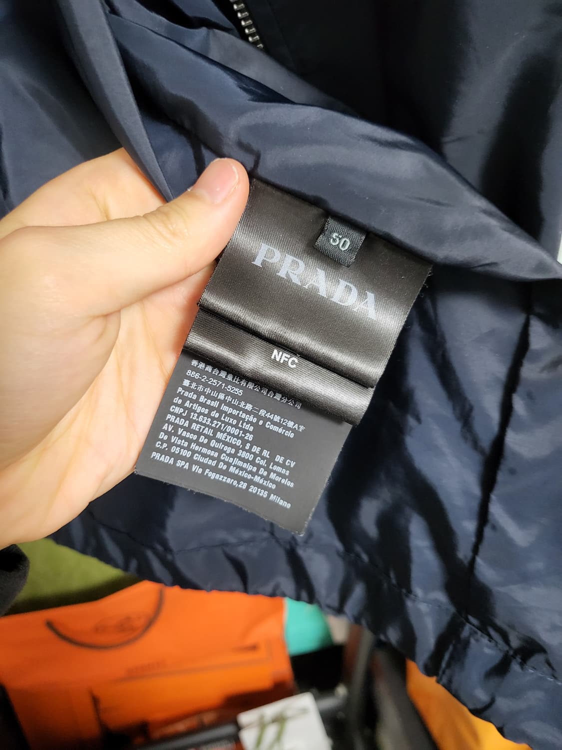 22SS 프라다 리나일론 바람막이 자켓 50사이즈 상품이미지7