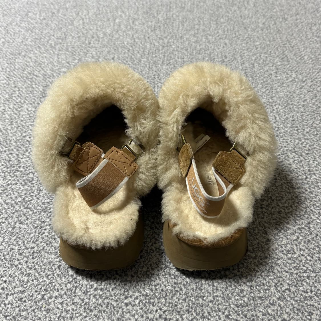 UGG 어그 슬리퍼 235 상품이미지4