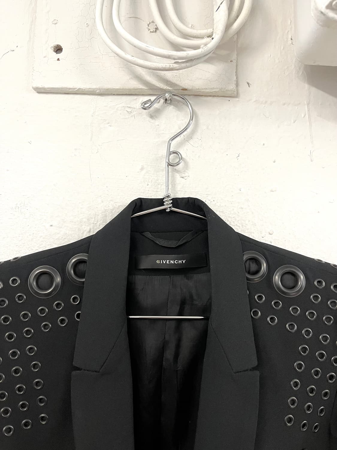 지방시 2011FW 리카르도 티시 스터드 아일렛 스모킹 자켓 상품이미지3