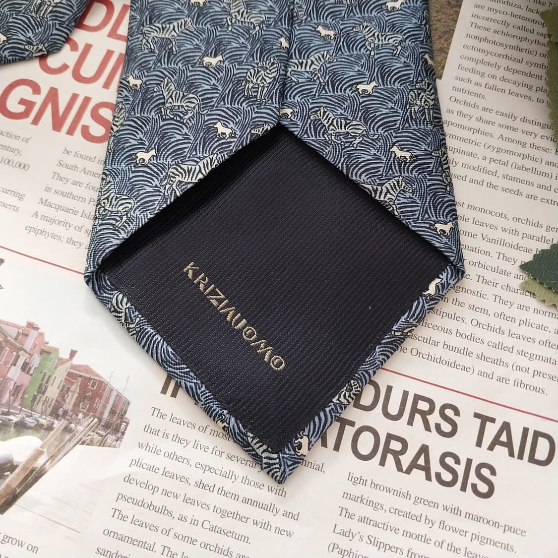 크리지아 실크 블루 얼룩말 패턴 넥타이 9.4cm A+등급 K1328
 상품이미지7