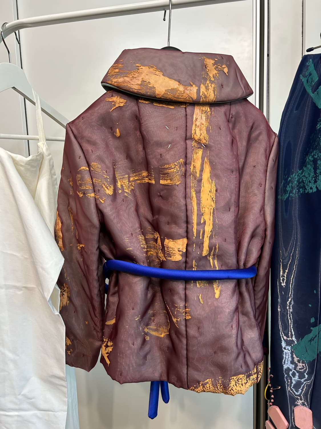 마르지엘라 컬렉션 소장용 실크 페인팅 자켓 상품이미지5