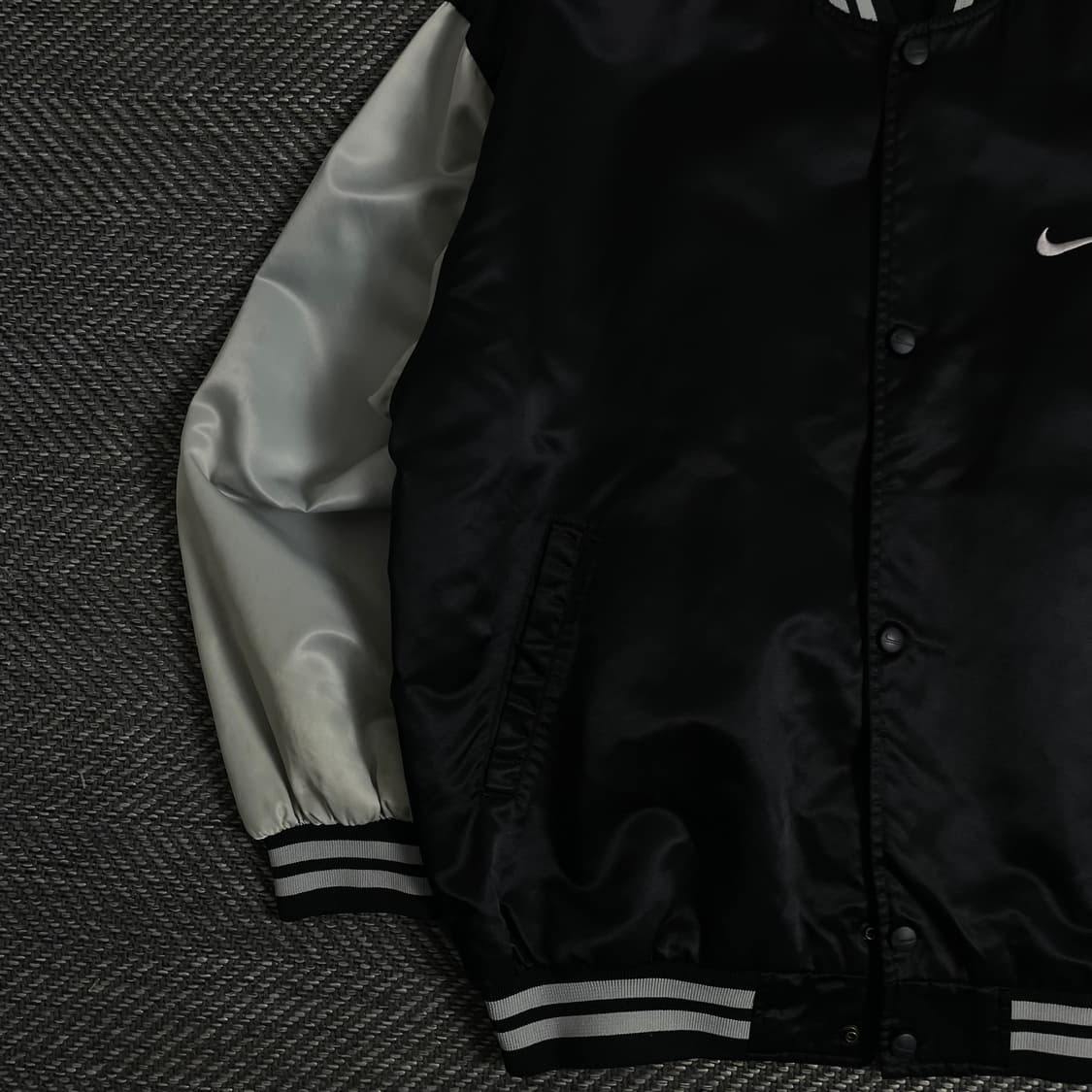 00s 나이키 올드스쿨 박시핏 사틴 바시티 자켓o 3035 상품이미지3