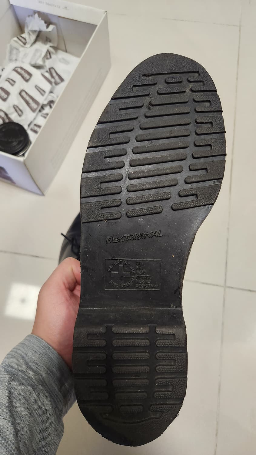 닥터마틴 모노 290사이즈 판매합니다  상품이미지3