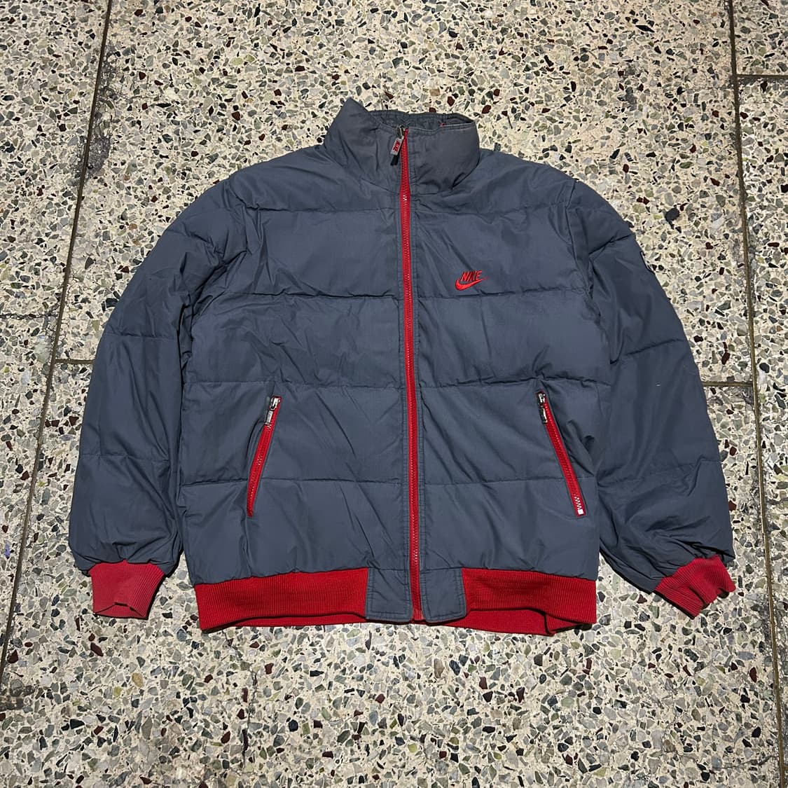 나이키(NIKE) 00S 그레이 리버시블 패딩 상품이미지1