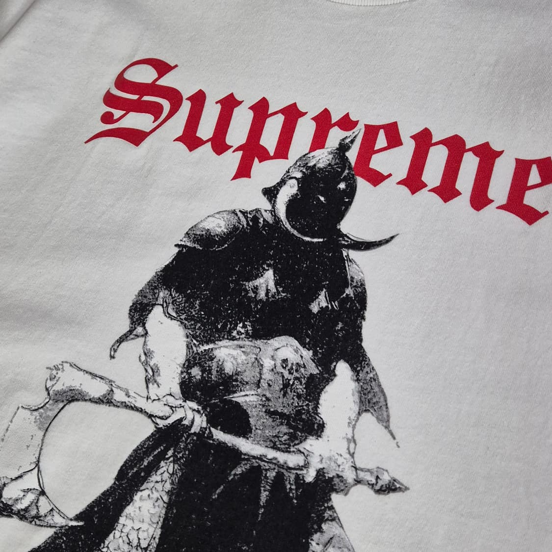 슈프림 프라제타 화이트 티셔츠 M사이즈 상품이미지3