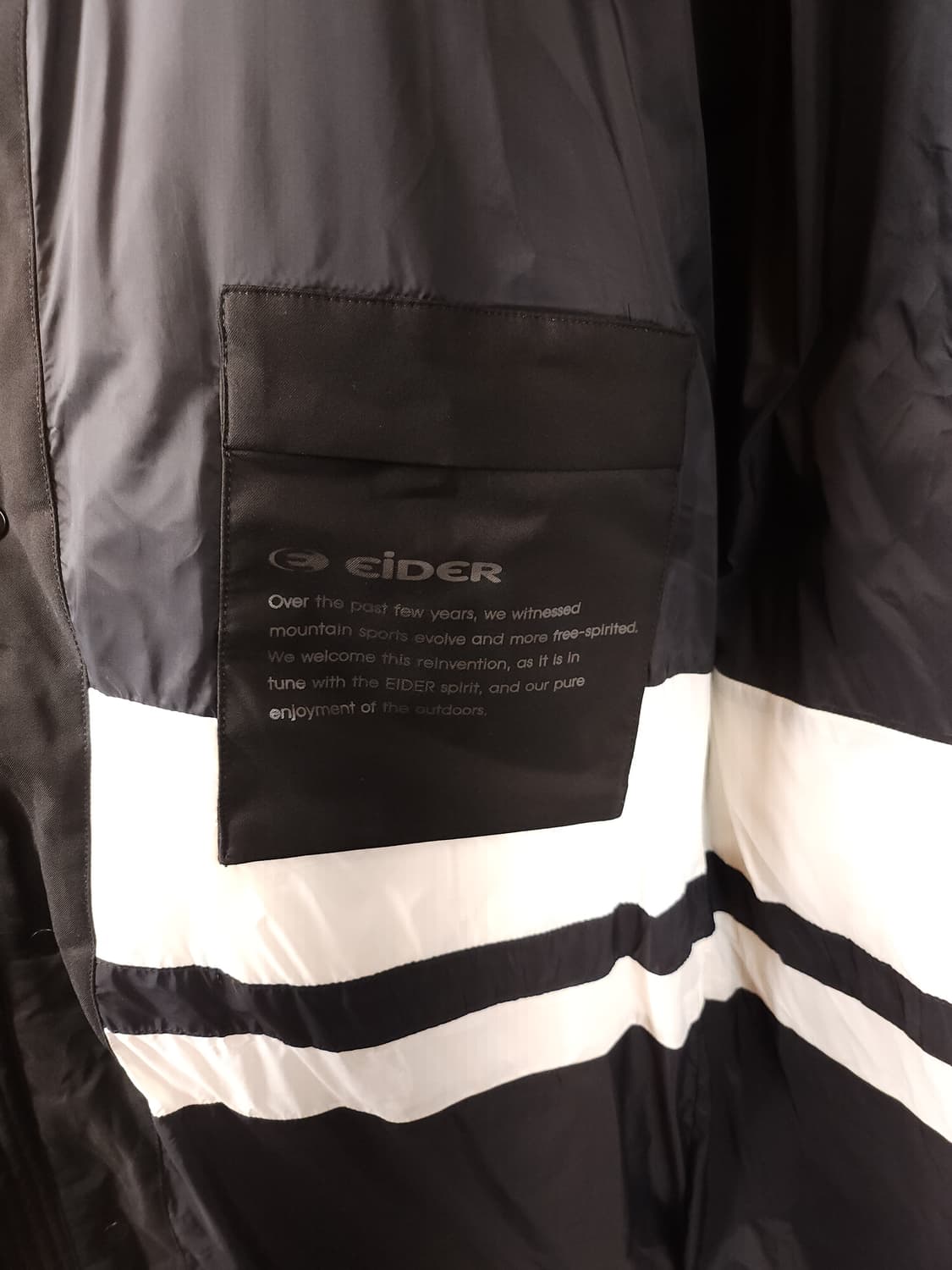 아이더 구스롱패딩 블랙 100 L 상품이미지8