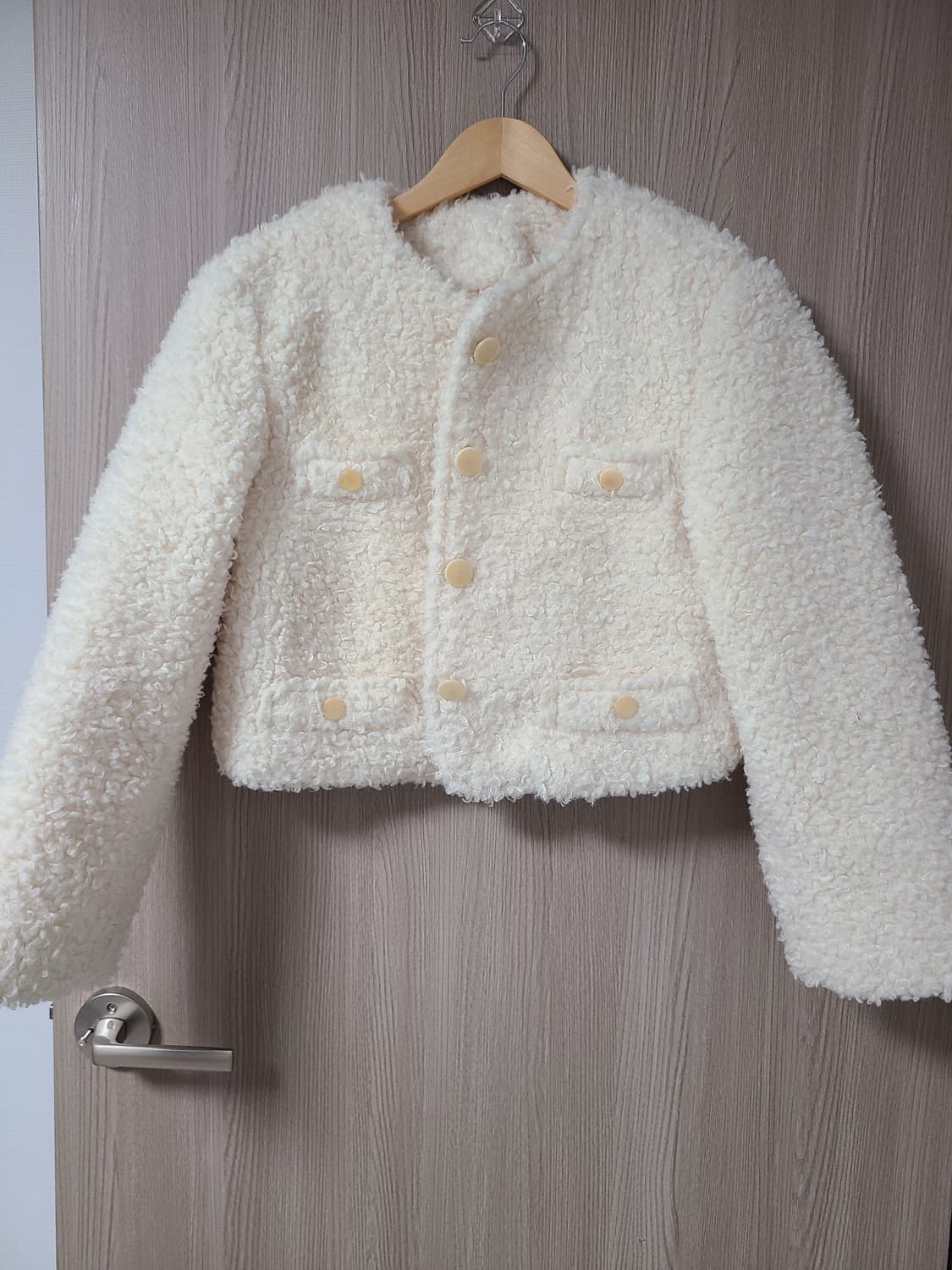 노이어덜트 뽀글이자켓 아이보리 상품이미지1