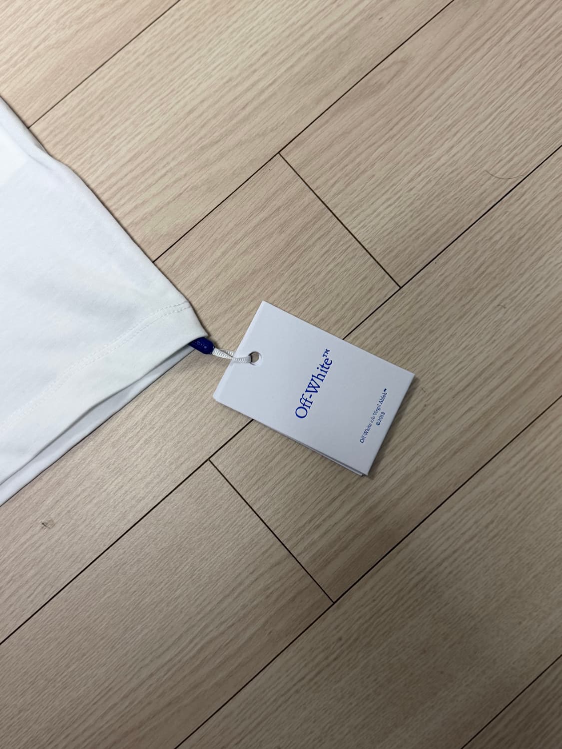 오프화이트 반팔 xl 상품이미지3