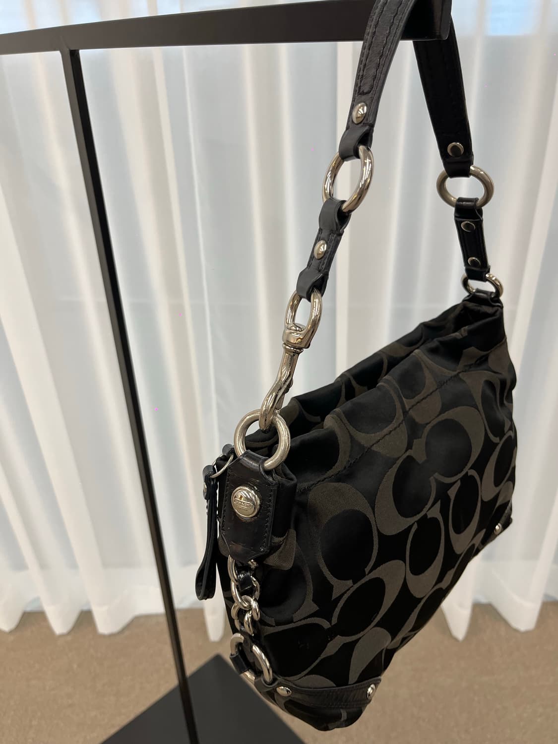 Coach Basic Square Shoulder Bag 상품이미지3