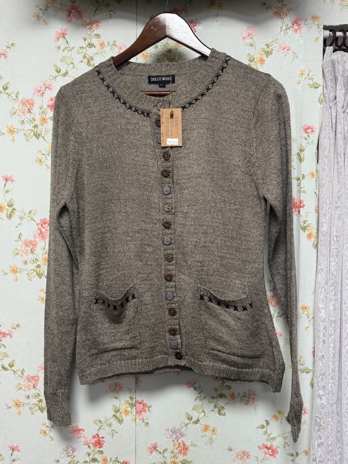 단추 포인트 가디건 상품이미지1