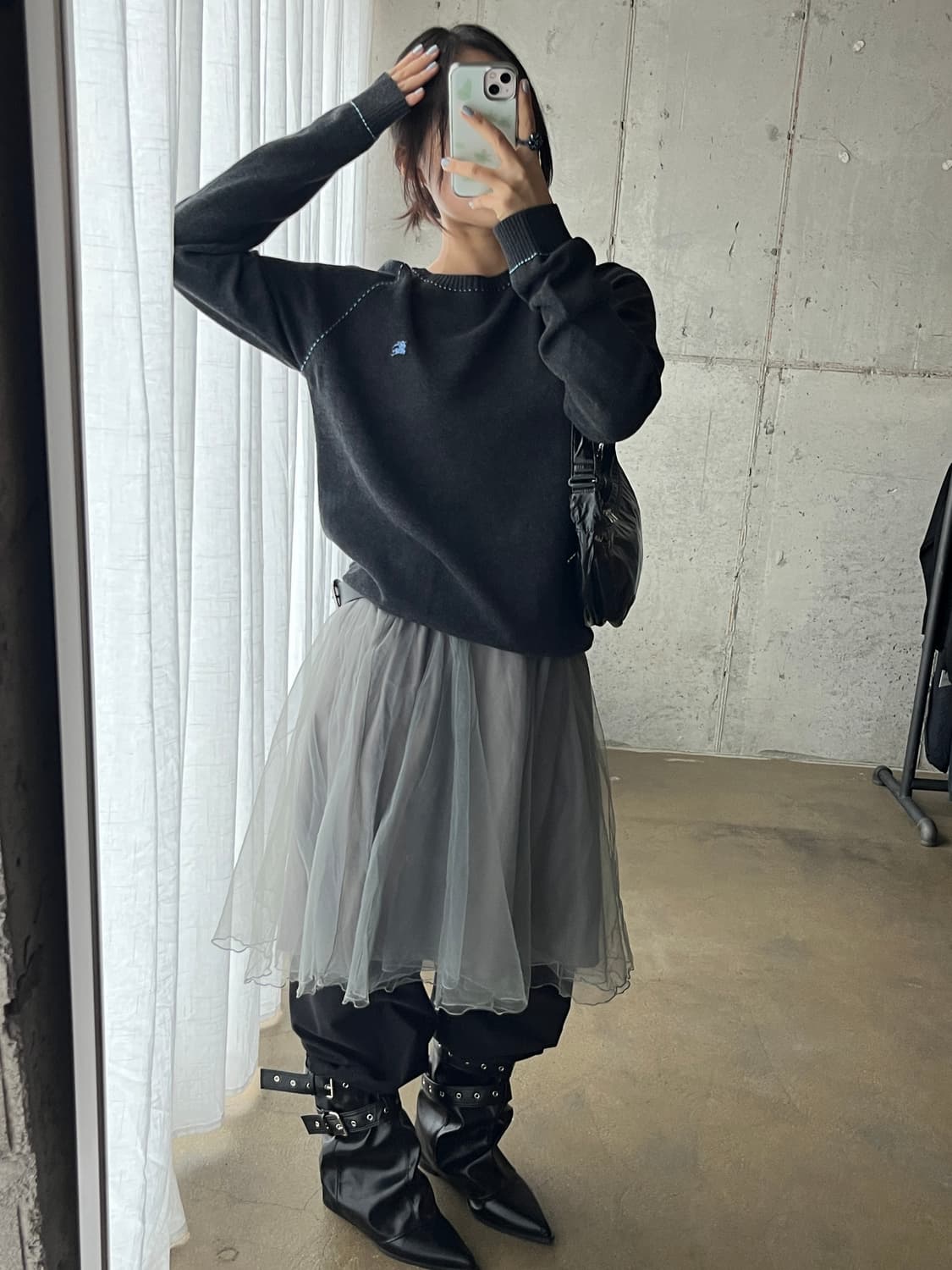 Burberry 버버리 블루 스티치 롱슬리브 니트 상품이미지5