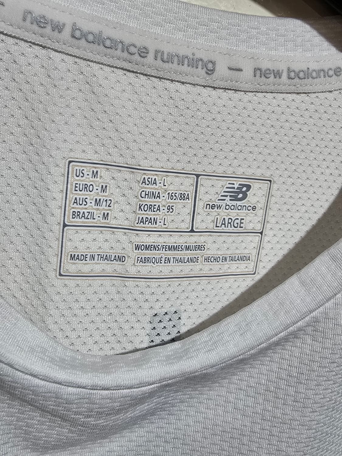 뉴발란스 티셔츠 상품이미지3