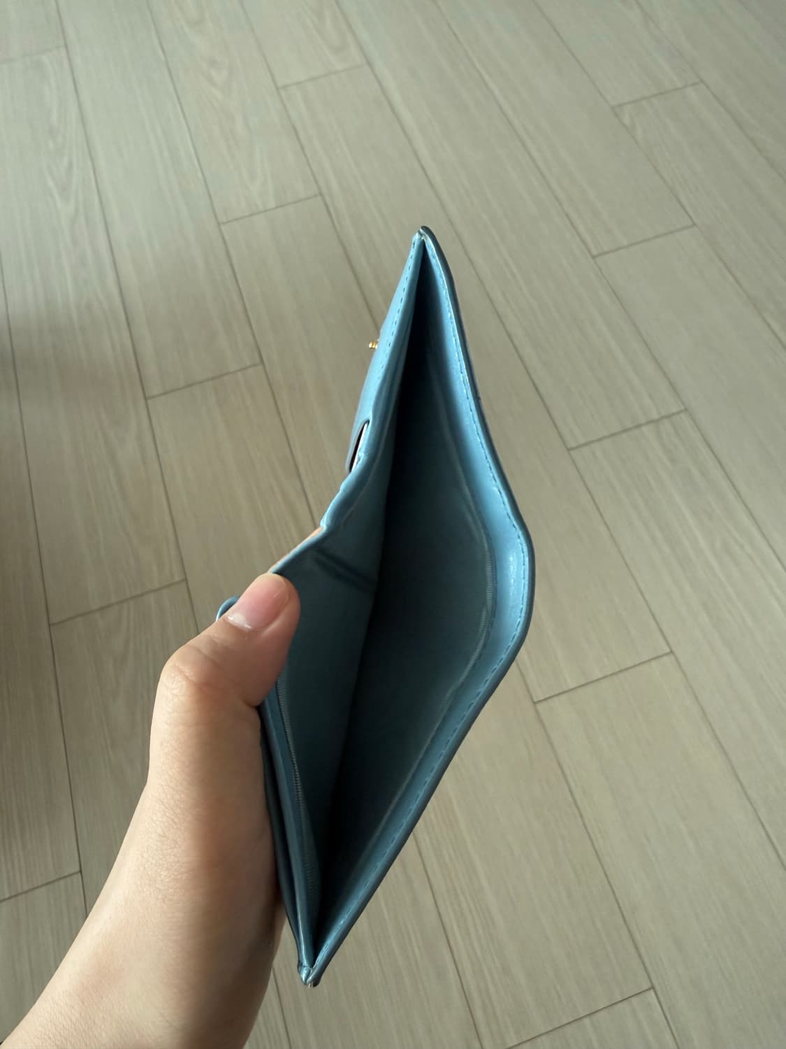 미우미우 도트 반지갑 상품이미지6