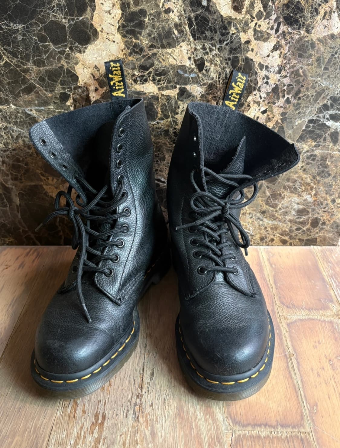 닥터마틴 블랙 부츠 상품이미지1