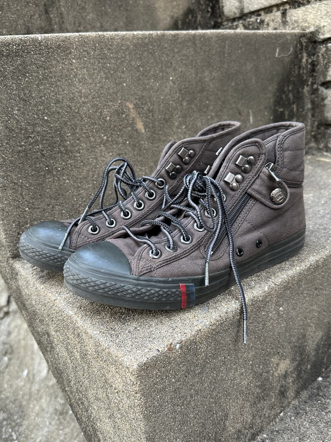 Vintage buckle stud khaki shoes  상품이미지1