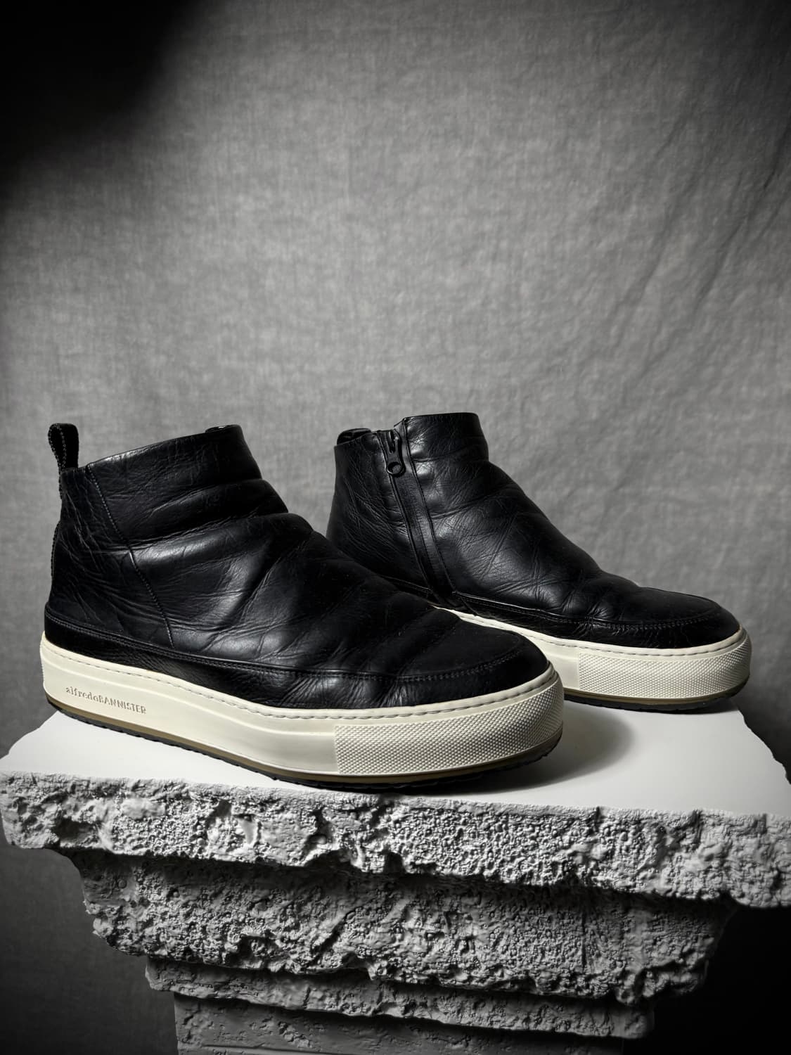 alfredoBANNISTER Side Zip Sneakers 상품이미지1