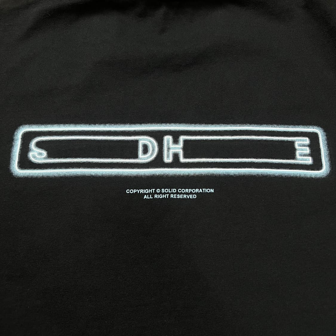 솔리드옴므 백로고 반팔 블랙 46 상품이미지7