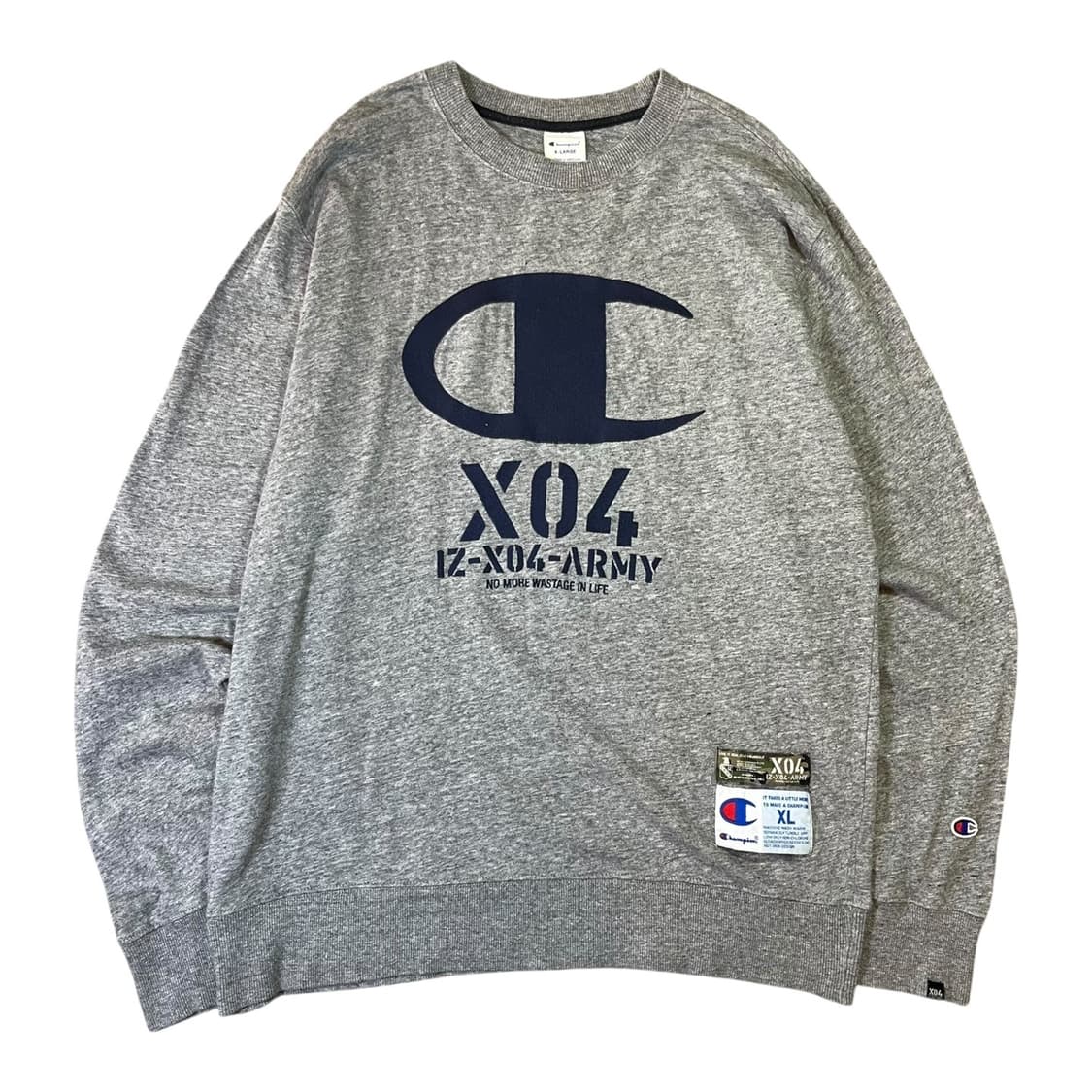 챔피온 x izzue 빅로고 니트 상품이미지2