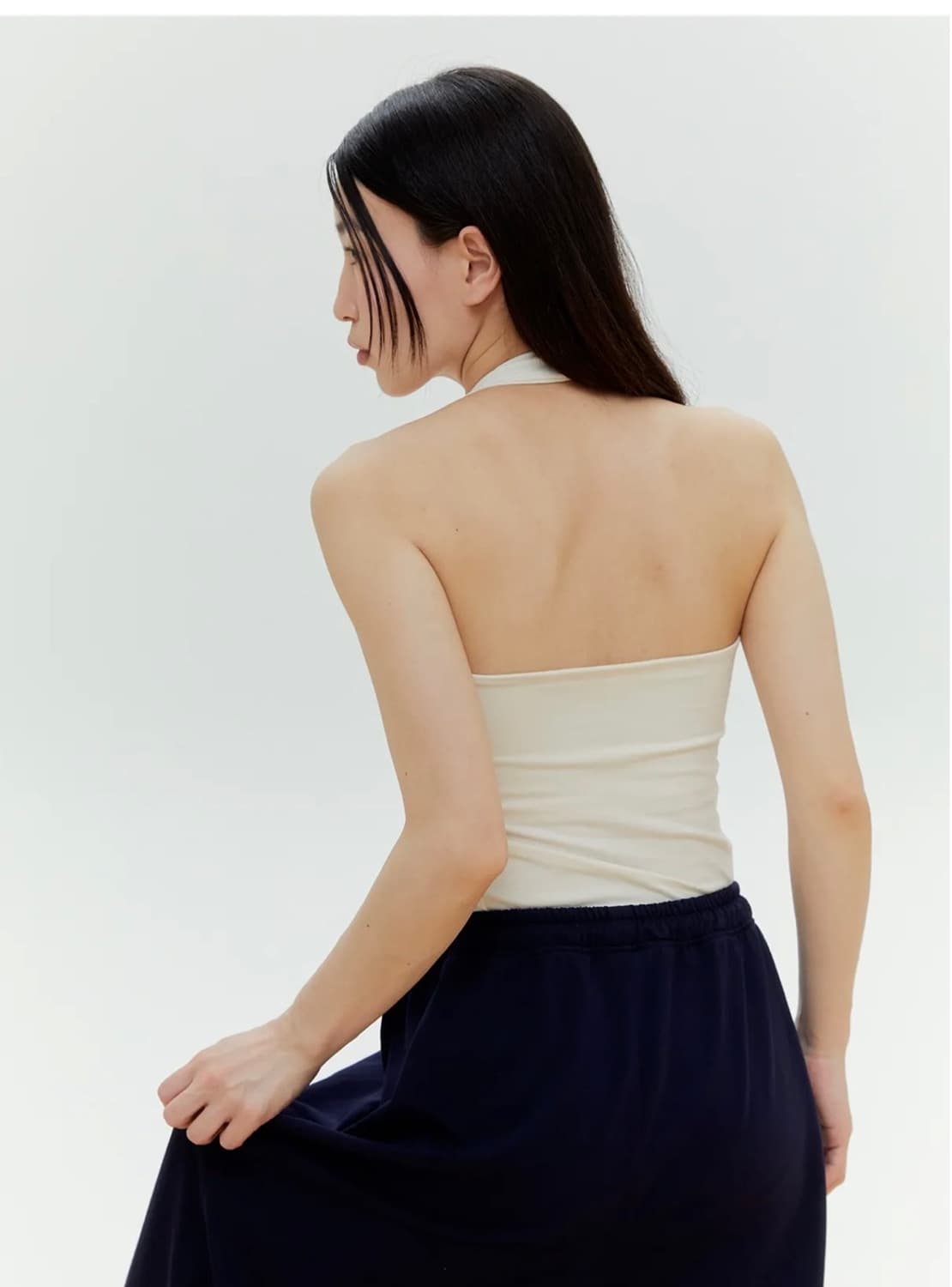 무브웜 홀터넥 탑 블랙/크림 각 3만원, 같이55000원 상품이미지2