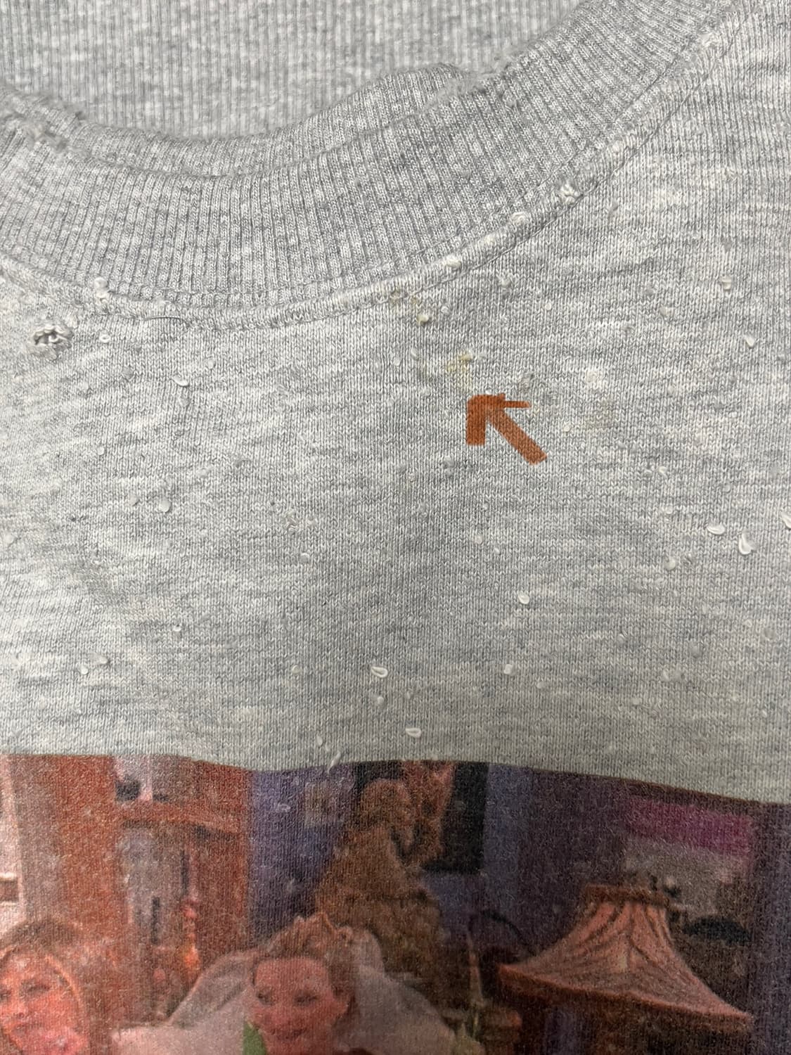 Freckle distressed sweatshirt in gray 상품이미지8